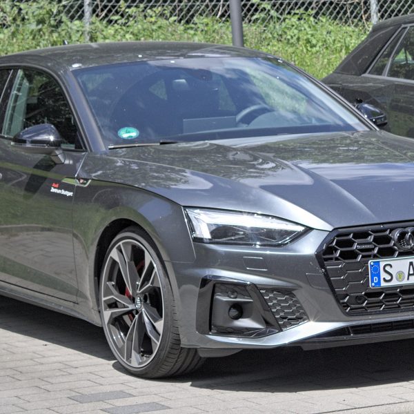 Audi A5 Ratgeber, Hilfe, Anleitungen & Daten zu Baureihe 8T, 8F, F5