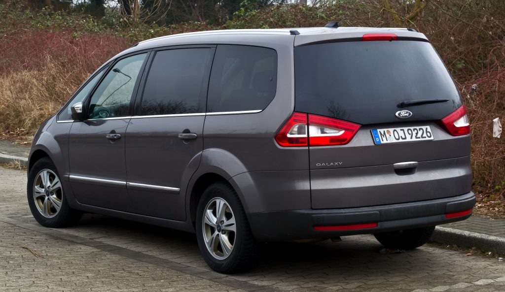ford-galaxy-kofferraumvolumen-ma-e-des-kofferraums-aller-modelle