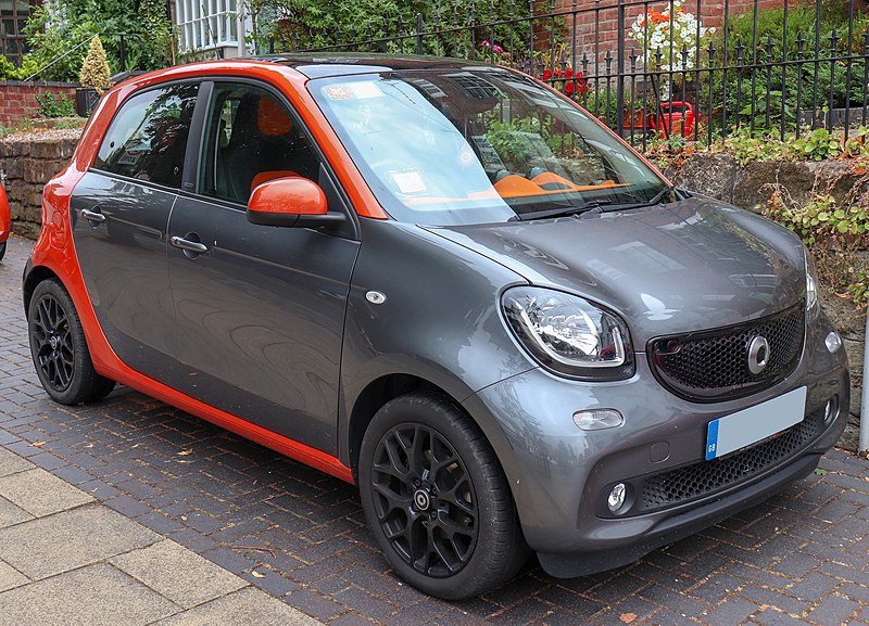 2015 Smart Forfour Edition1 1.0 Front.jpg