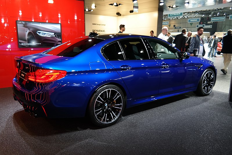 Nachr sten Von CarPlay Android Auto Am BMW M5 Alle Baureihen