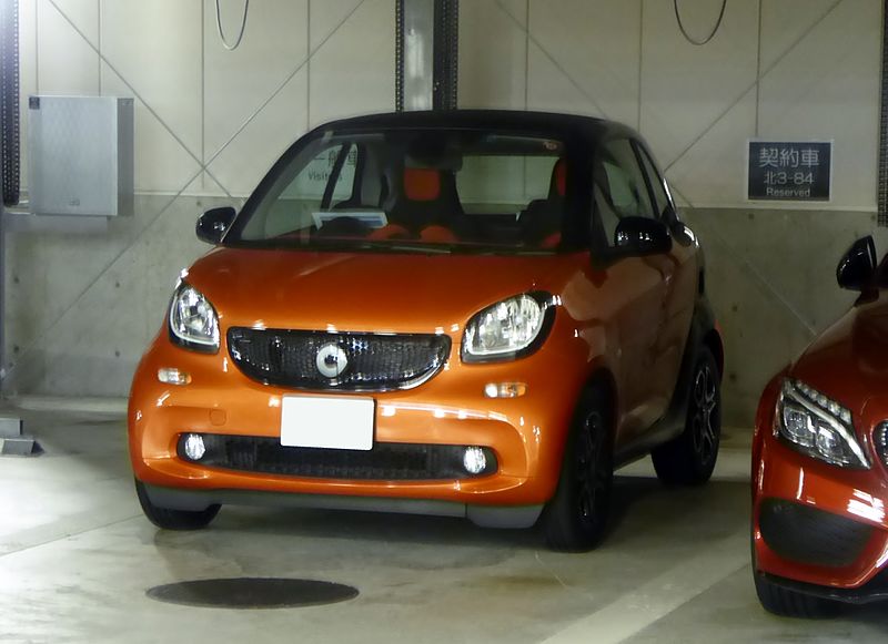 Smart fortwo edition 1 (DBA-453342) front.JPG