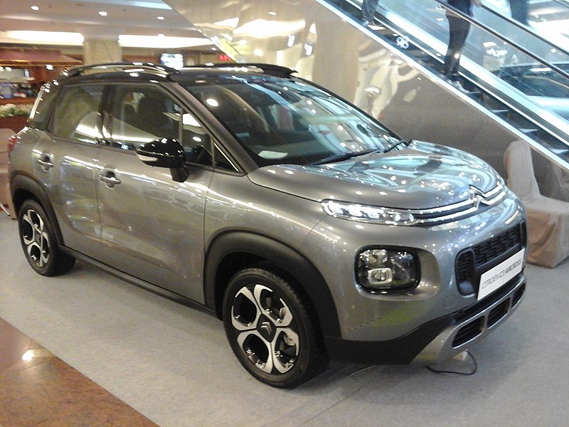 2020 Citroën C3 AIRCROSS front view in Brunei.jpg