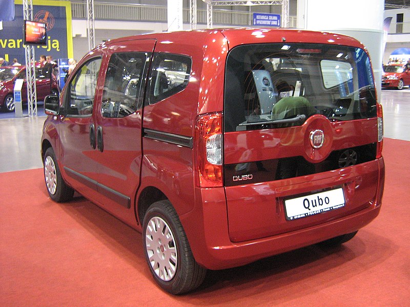 Fiat Qubo rear - PSM 2009.jpg
