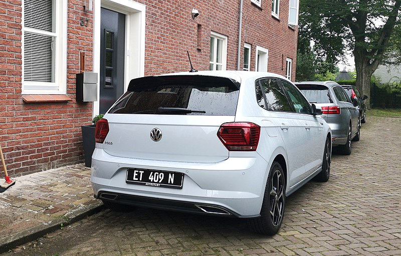 VW Polo Dutch forces in Germany plate (49727662708).jpg