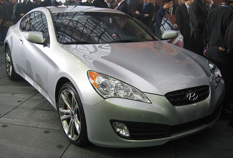 2010 Hyundai Genesis coupe NY.jpg