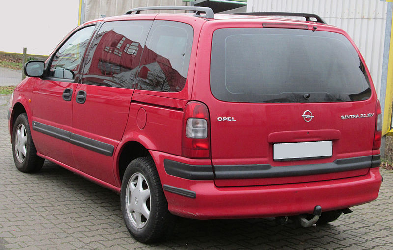 Opel Sintra rear 20130104.jpg