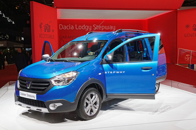 Dacia Dokker Stepway - Mondial de l'Automobile de Paris 2014 - 013.jpg