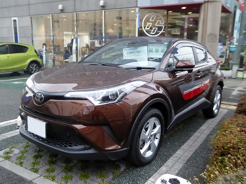 The frontview of Toyota C-HR S-T (DBA-NGX50-AHXNX).jpg