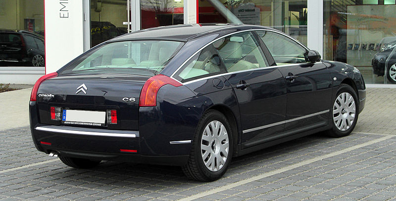 Citroën C6 – Heckansicht, 26. März 2011, Düsseldorf.jpg