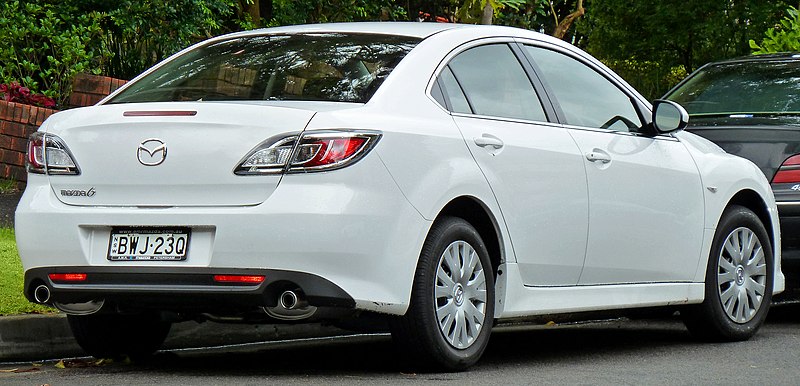2011 Mazda6 (GH Series 2 MY10) Limited sedan (2011-06-15).jpg