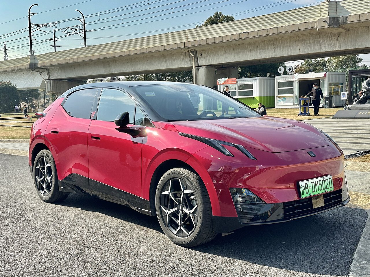 Lynk & Co 02